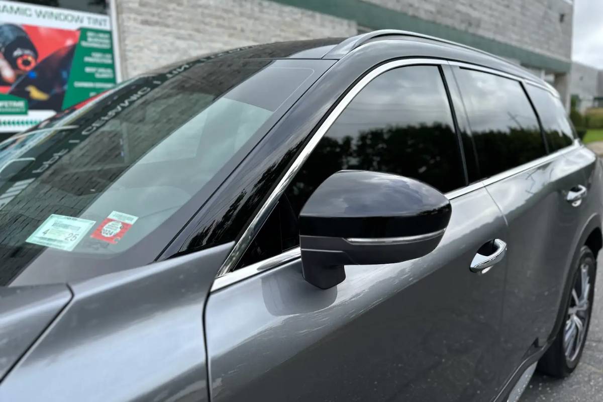 how window tint protects your car’s interior from the intense heat